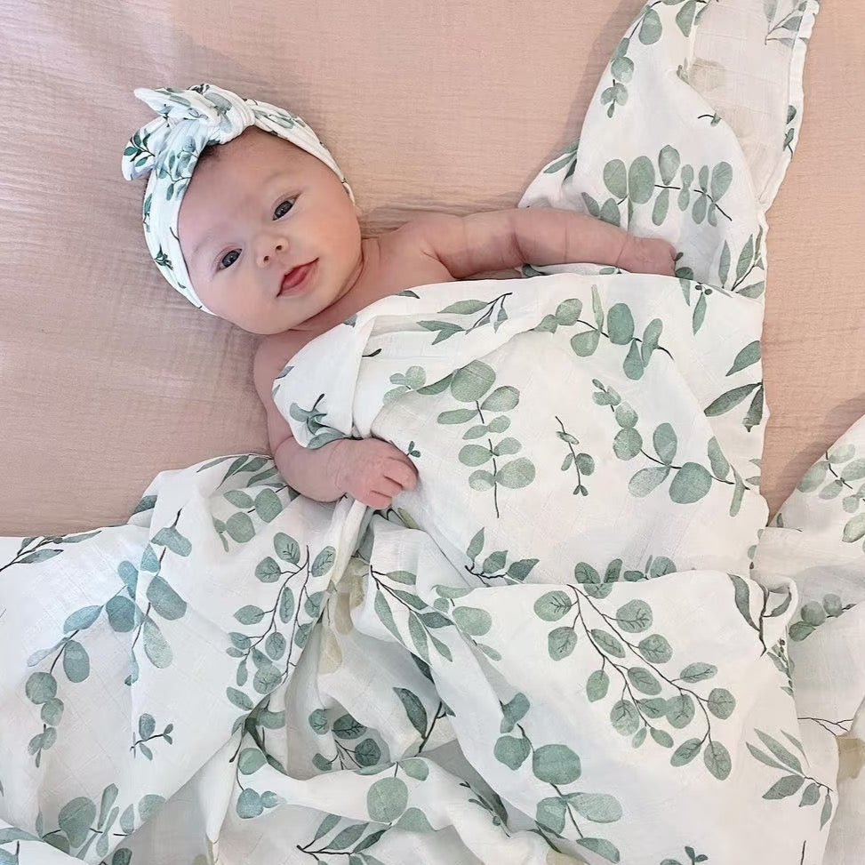 Angioletto Bamboo Muslin Blanket Green Leafs